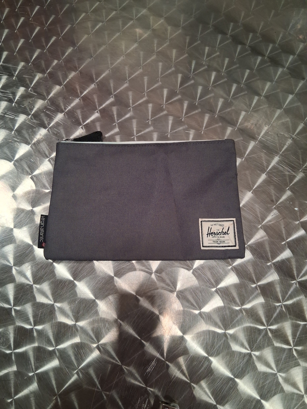 Herschel Classic Grey Toiletry Pouch